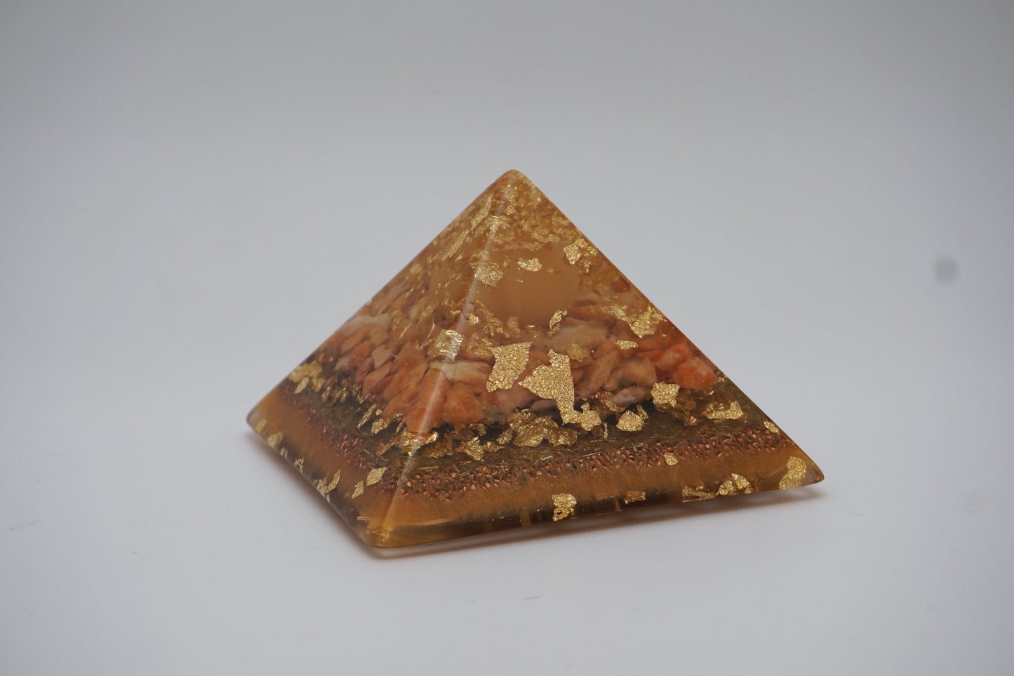 Orgonite Pyramide Orange Calcite